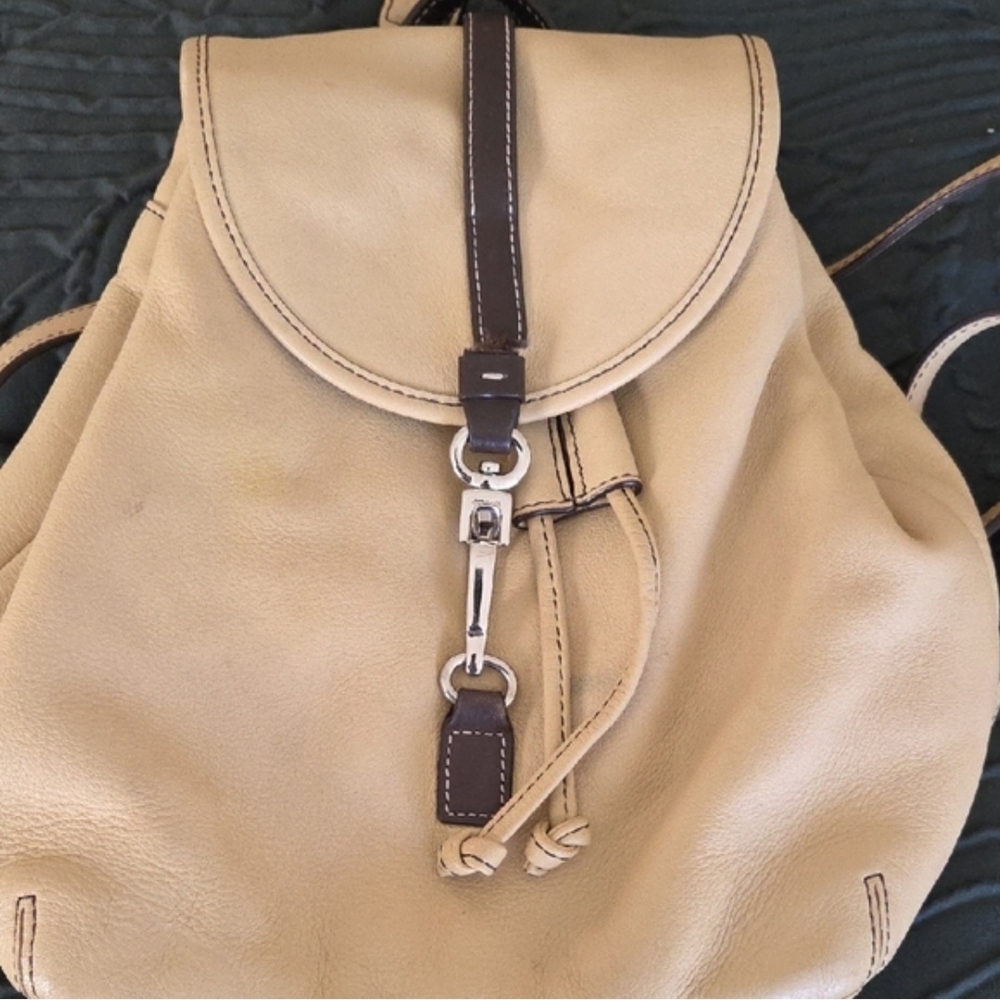 Coach Beige Leather Drawstring Backpack with Dark… - image 3
